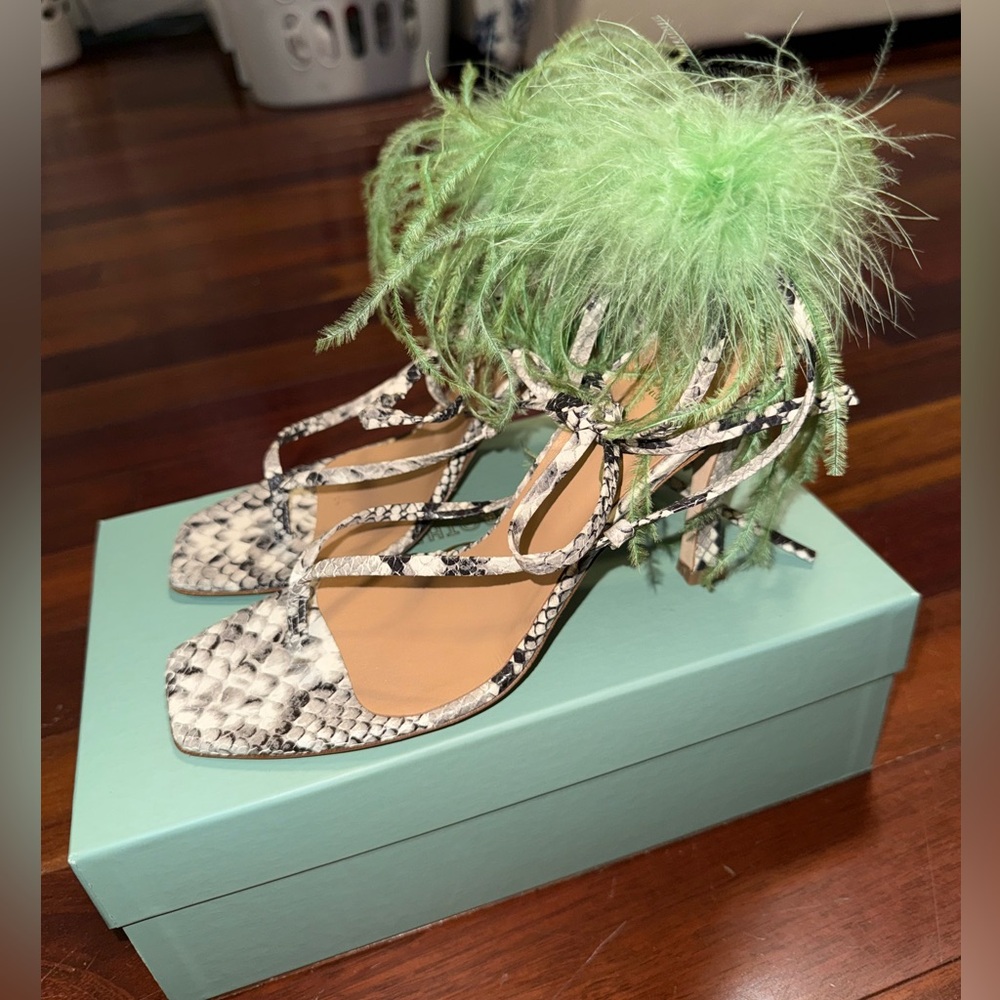 Brother vellies 
Paloma sandal 
Snake-Cactus Feather